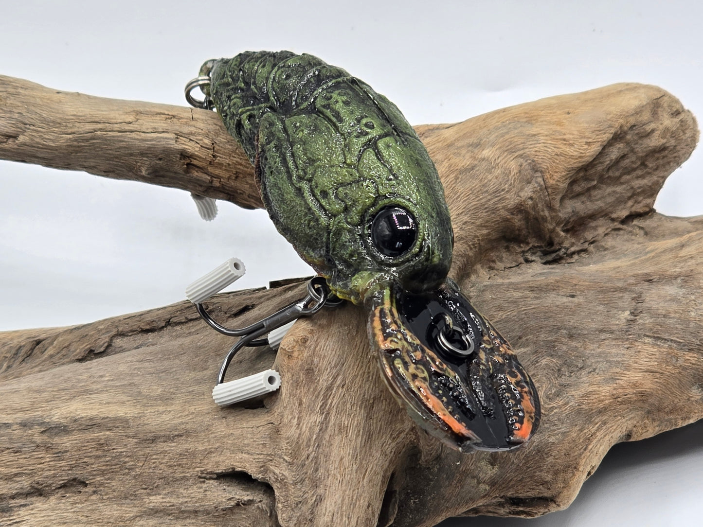 Real Deal Craw Med Diver (image for the red one is only for color purposes)
