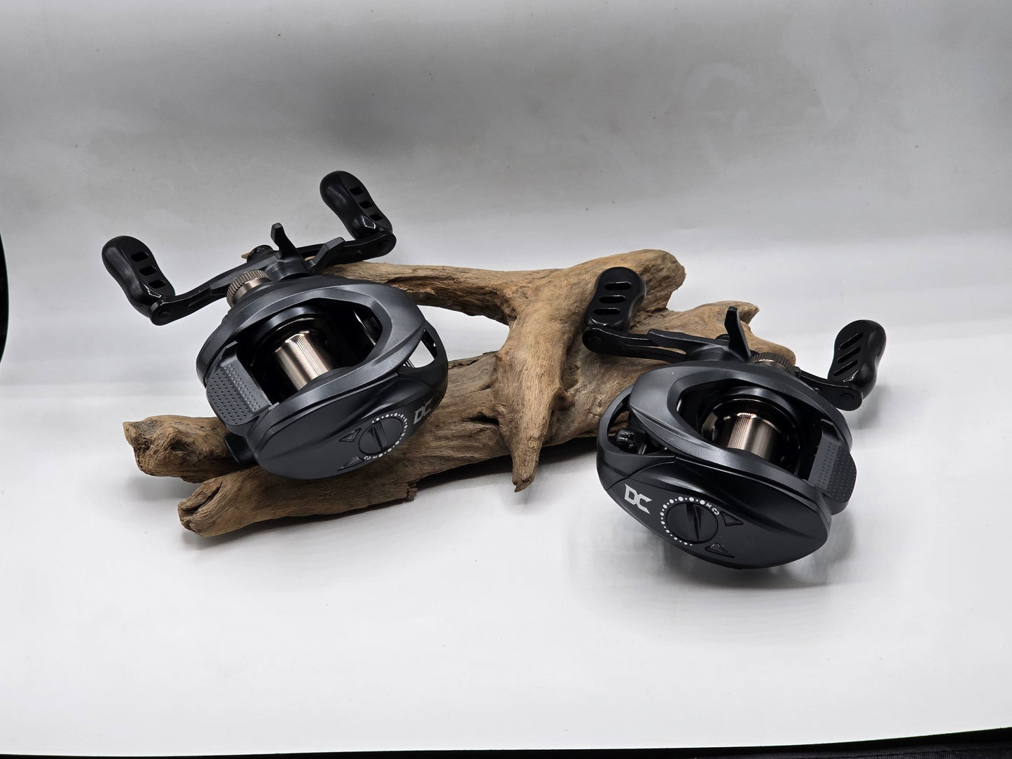 DC Baitcasting Reel