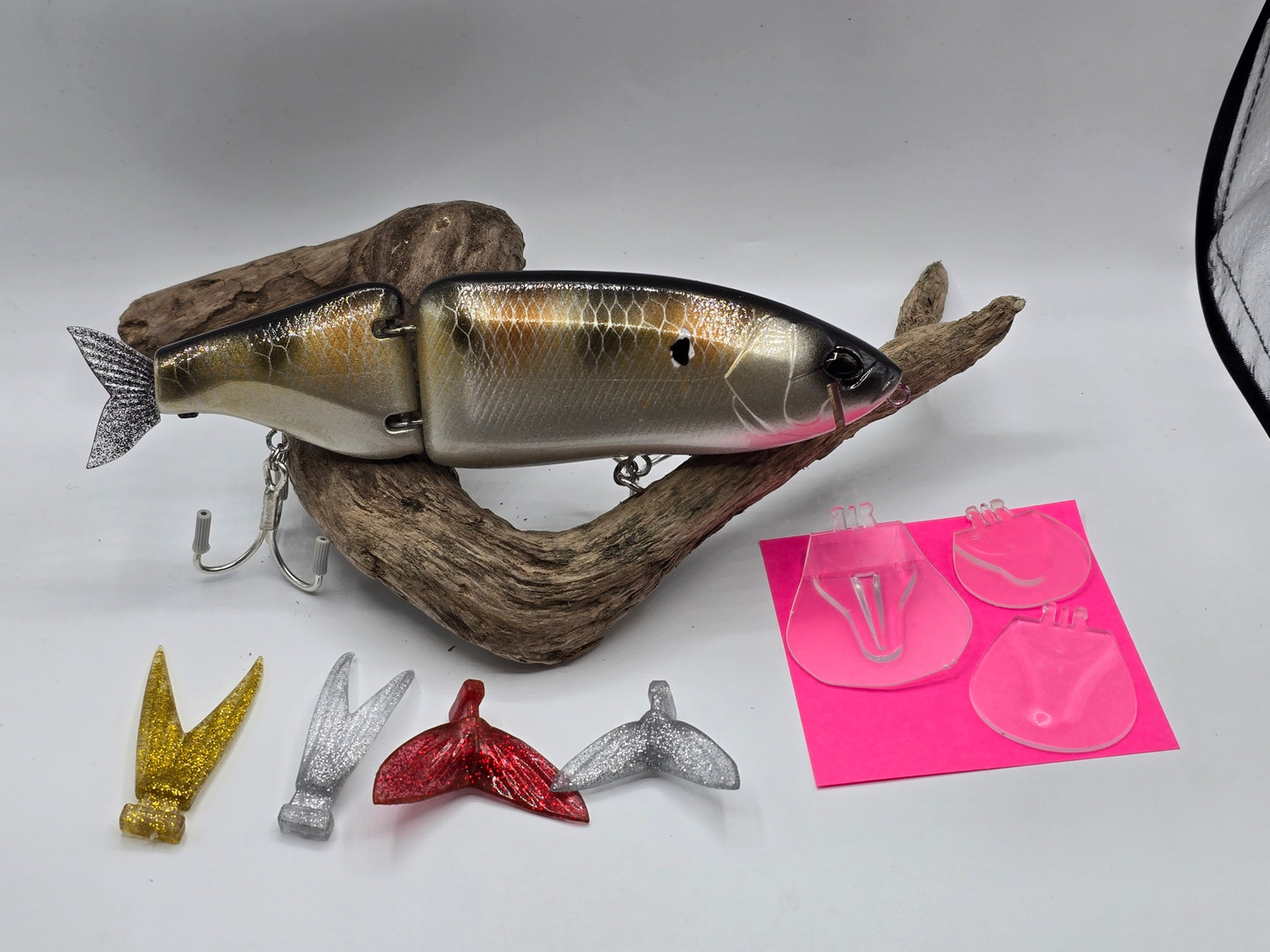Dirty Shad pattern Klash 9 alternative with 5 tails and three lips